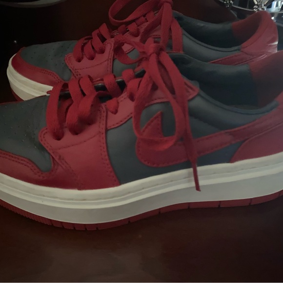 Nike Air Jordan 1 Elevate Low Dark Grey/Varsity Red UNLV Theme Sneakers Size 7 - Picture 5 of 13
